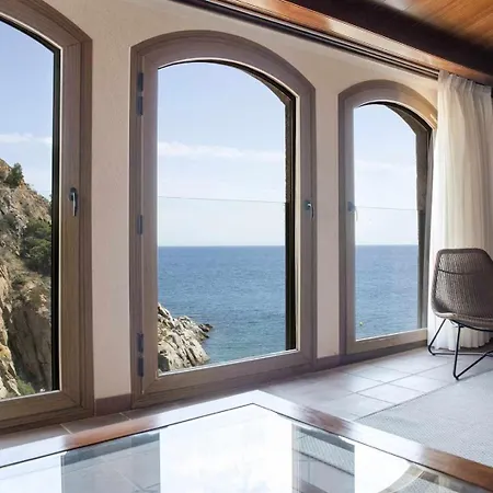 Luxury Rocamar - Primera Linea Y Terraza * Tossa de Mar
